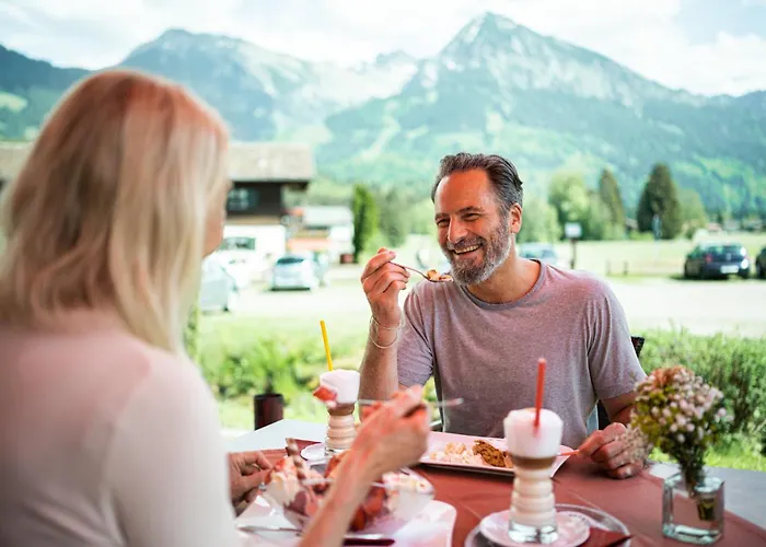 Wohlfuehlhotel Frohsinn Hotel Fischen im Allgaeu
