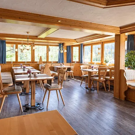 Wohlfuehlhotel Frohsinn Hotel 3*