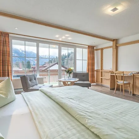 Wohlfuehlhotel Frohsinn Fischen im Allgaeu