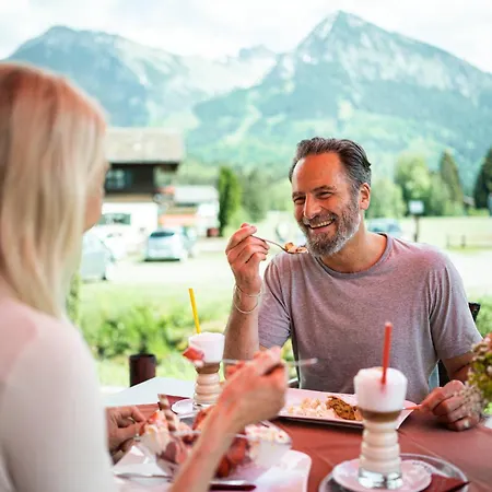 Wohlfuehlhotel Frohsinn Hotel Fischen im Allgaeu